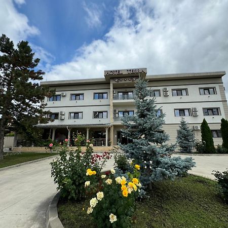 Hotel Terra Iasi Valea Lupului  Exterior foto
